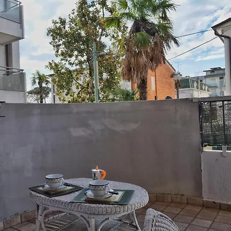 Tuffo In Laguna Silenzioso Bilocale Con Posto Auto Grado