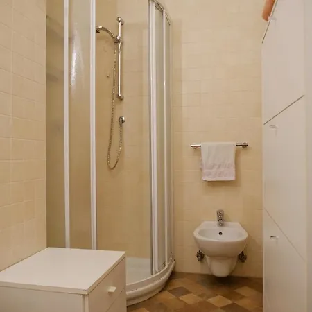 Apartamento Tuffo In Laguna Silenzioso Bilocale Con Posto Auto Grado
